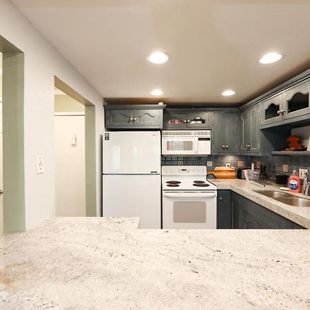 Chic Condo Steps From Petco Park San Diego Exterior photo